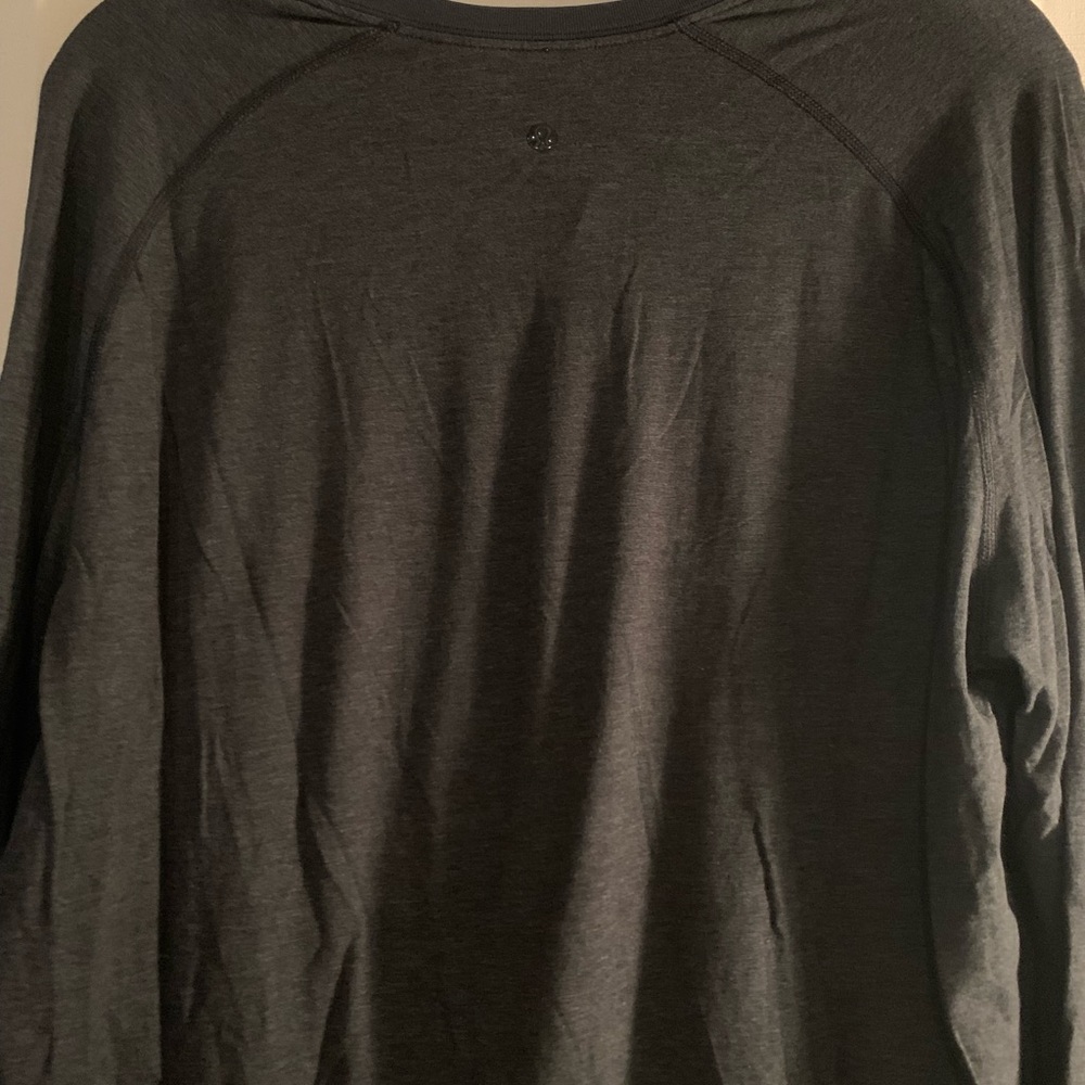 Lululemon Men’s Large LS Shirt